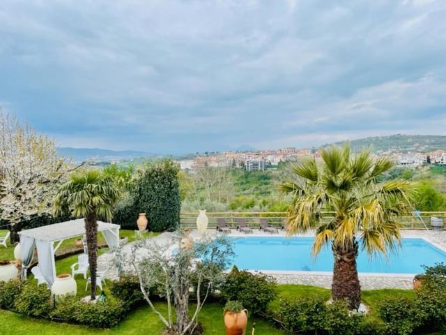 Villa "Casa Al Chiazzullo" Mirabella Eclano Eksteriør billede