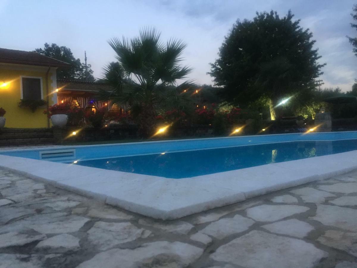 Villa "Casa Al Chiazzullo" Mirabella Eclano Eksteriør billede