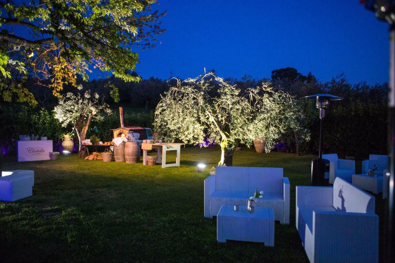 Villa "Casa Al Chiazzullo" Mirabella Eclano Eksteriør billede