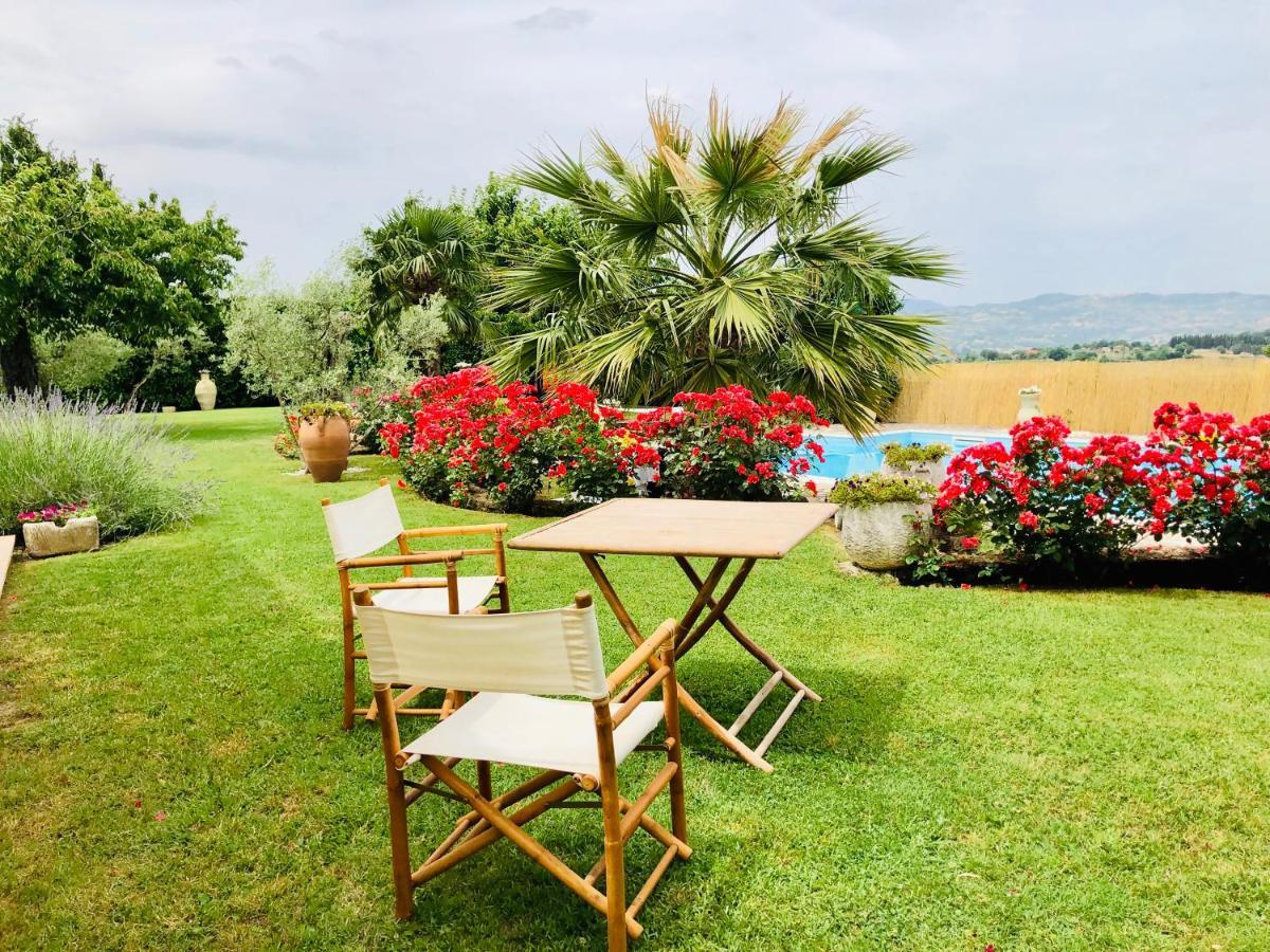 Villa "Casa Al Chiazzullo" Mirabella Eclano Eksteriør billede
