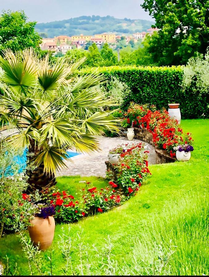 Villa "Casa Al Chiazzullo" Mirabella Eclano Eksteriør billede